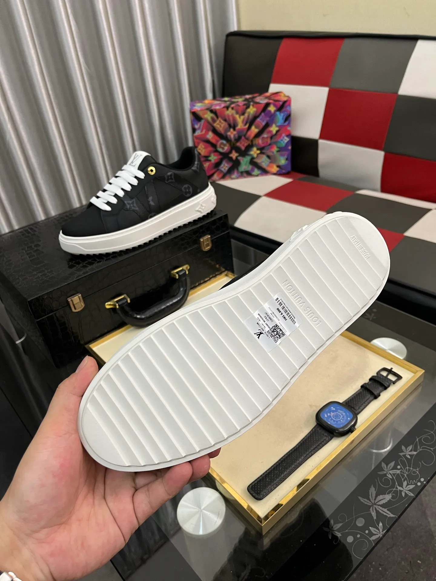 Men's shoes 💰520⌚️⌚️LV Louis Vuitton. The latest fashionable casual shoes are popular in physical stores. New spring and summer comfortable imported custom original cowhide, unique jacquard fabric element design. With sheepskin lining, Lv original bottom, [sun][sun] high-end packaging and high quality💪Details determine the quality, you can enter and leave the counter at will, welcome to compare🇮🇹Number of sizes 38-445️⃣Color options available